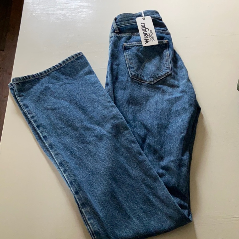 Women’s wrangler body bespoke high bootcut jeans 24